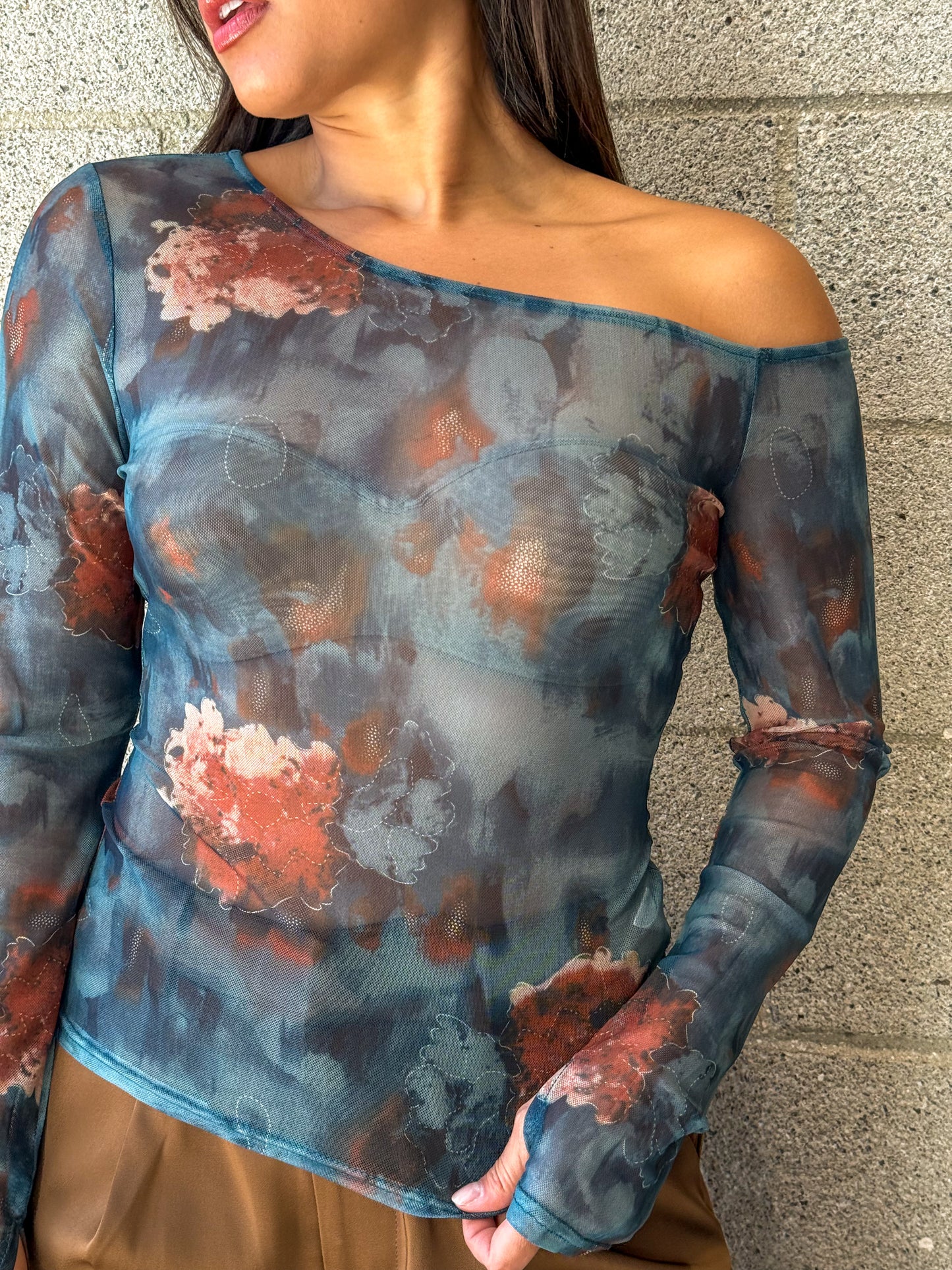 Soft Motion Top