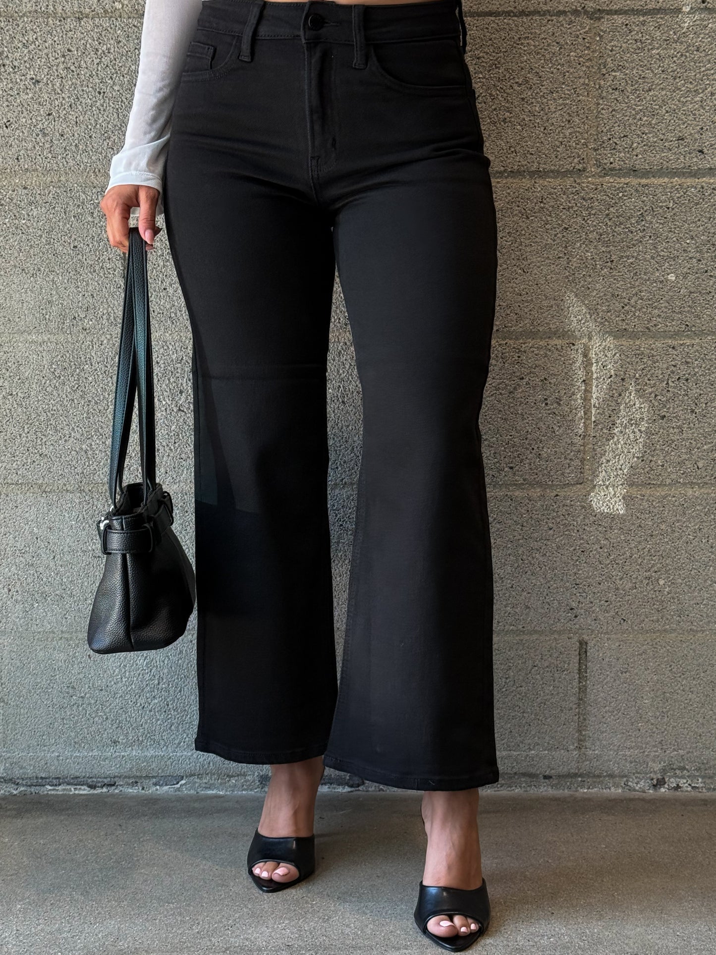 Stop & Flare Denim-Black