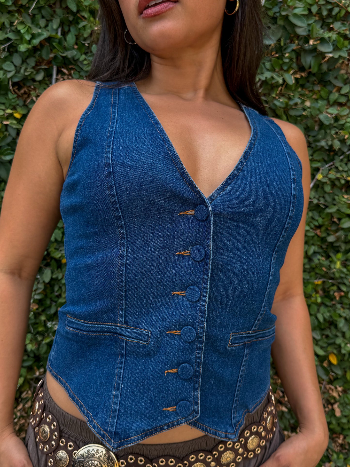 Demi Vest