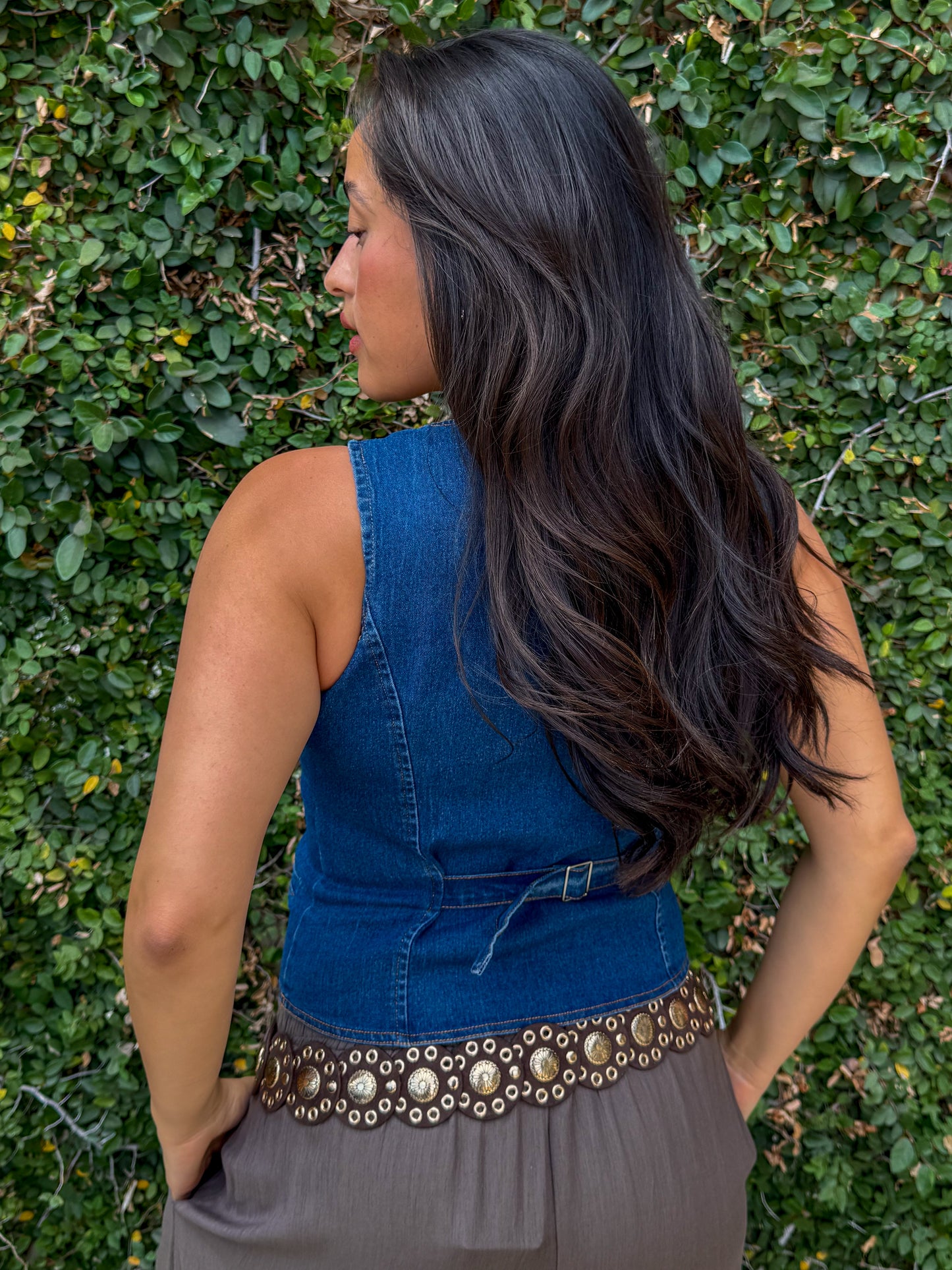 Demi Vest