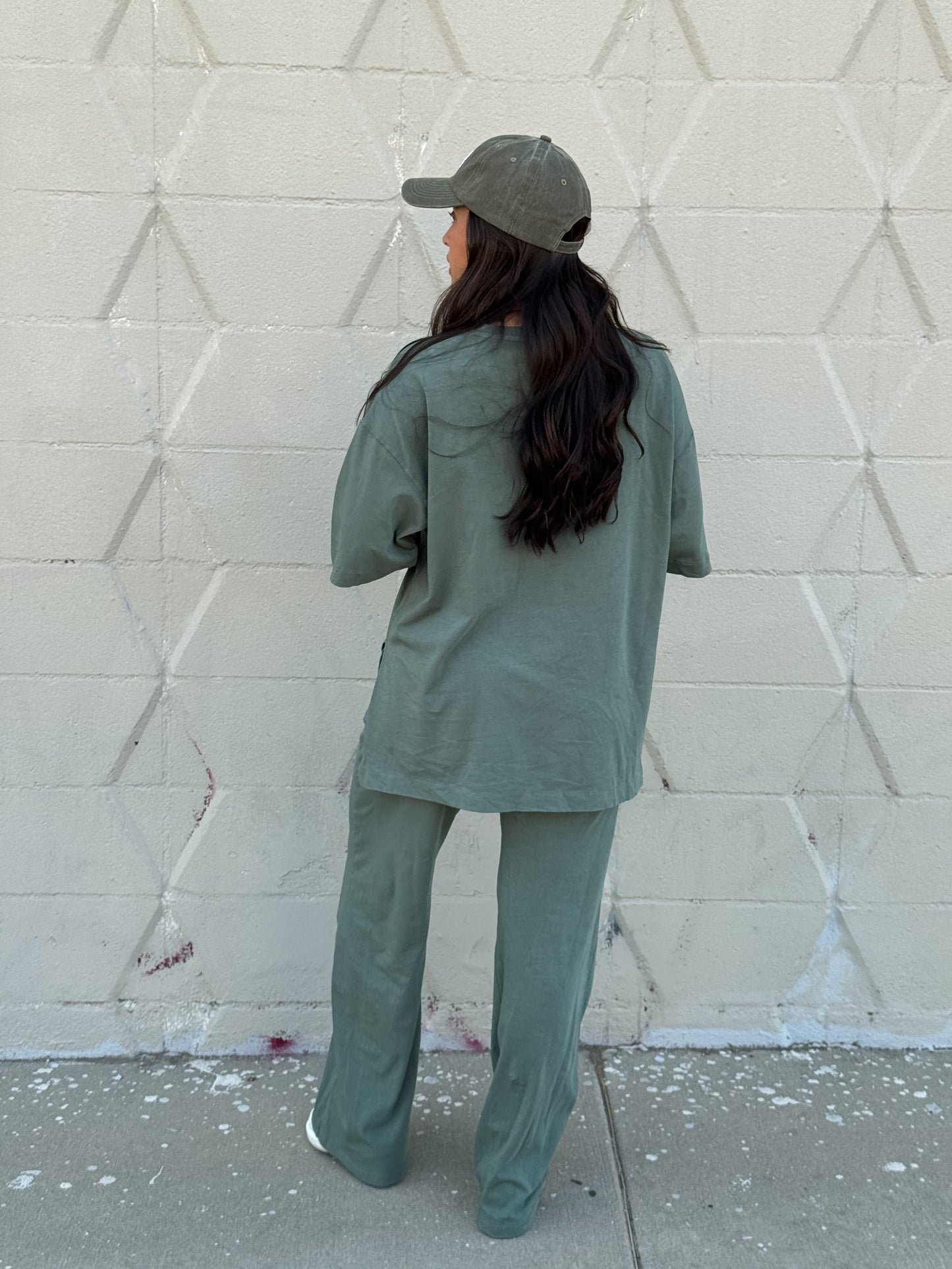 Laid Back Set- Silky Pine