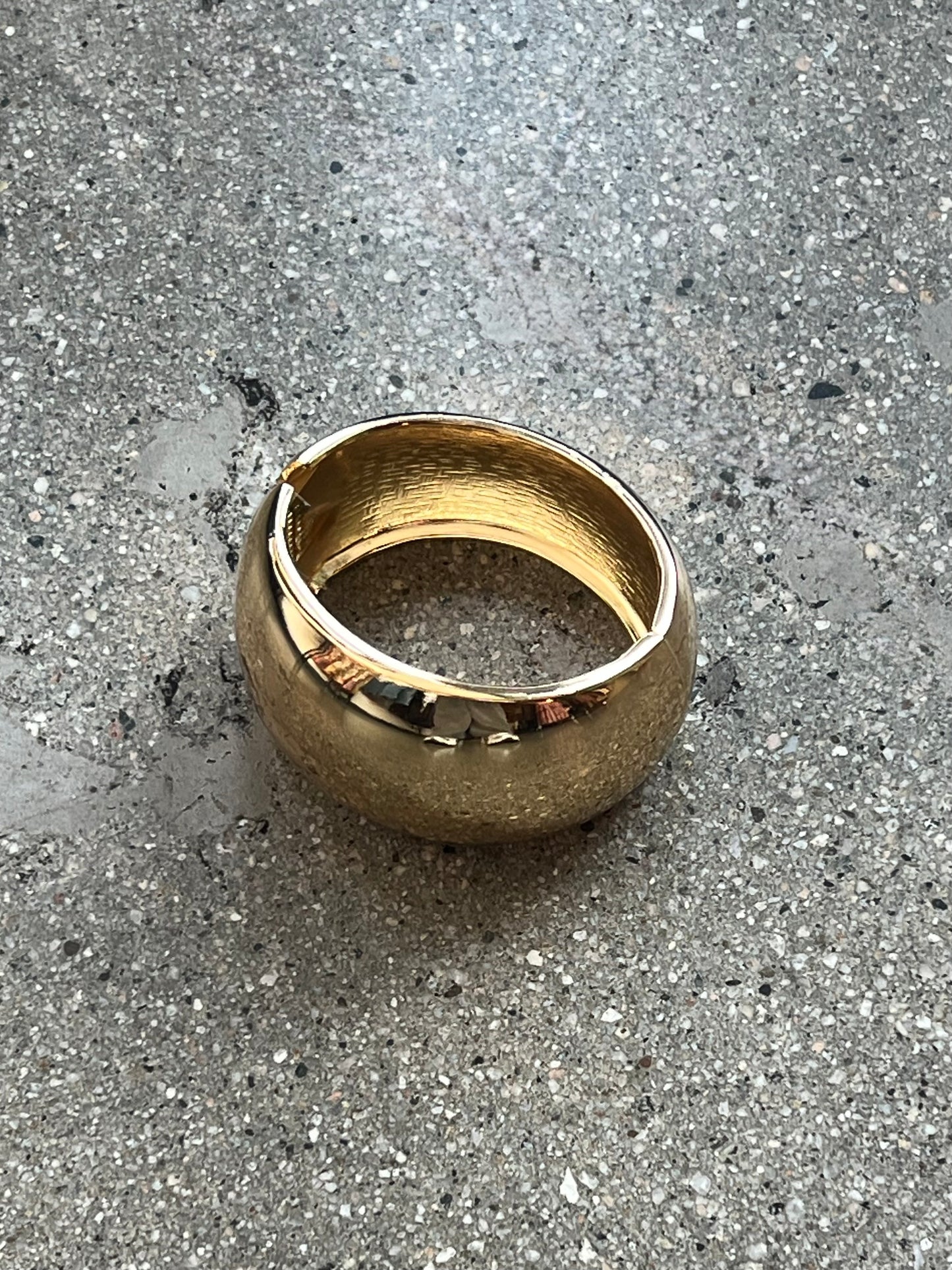 Mira Cuff-Gold