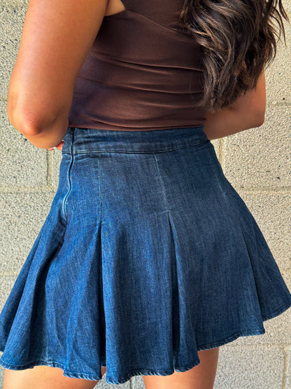 Uni Skirt