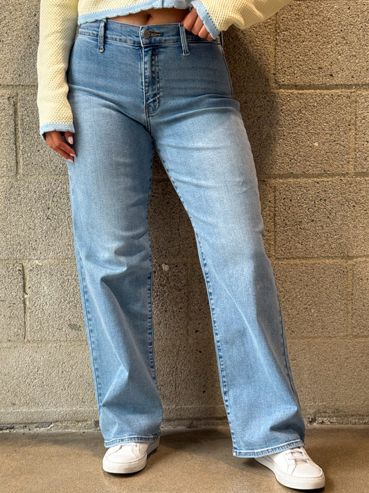 True Fit Denim-Light Wash
