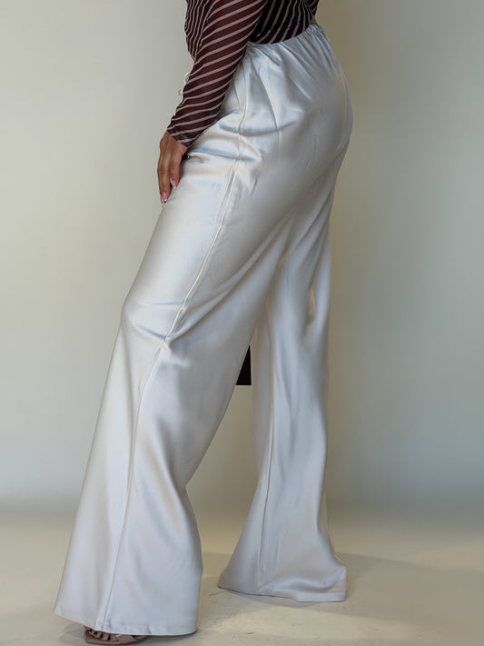 Lais Pant
