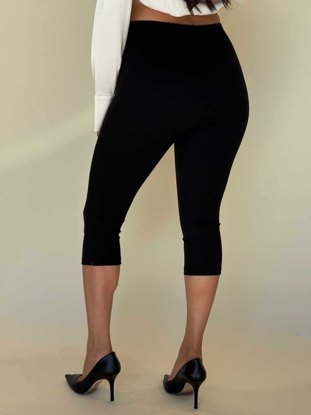 Pull In Capri-Black