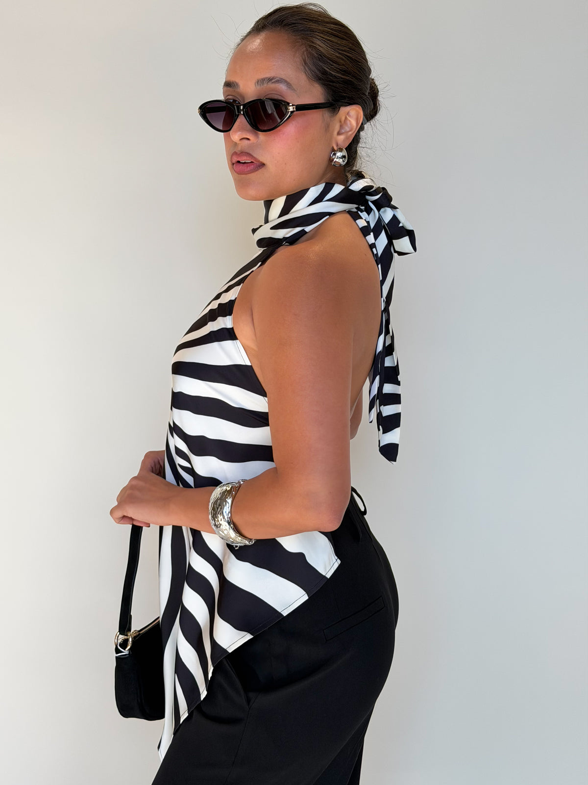Celia Top-Black/White