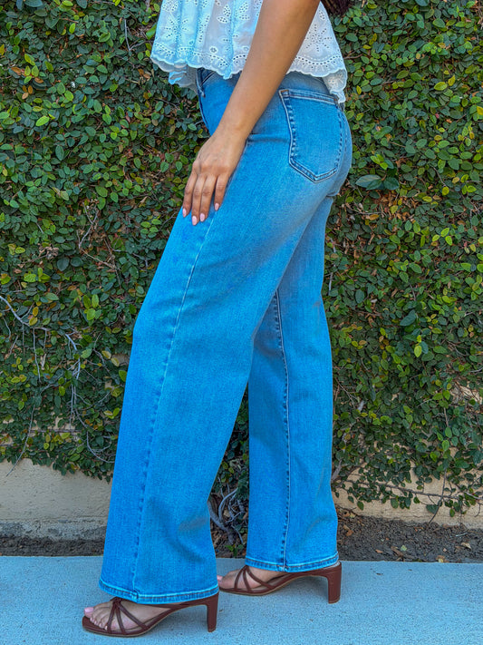 True Fit Denim-Light Wash