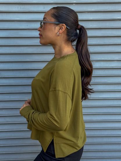 Soft Focus Top-Moss Green