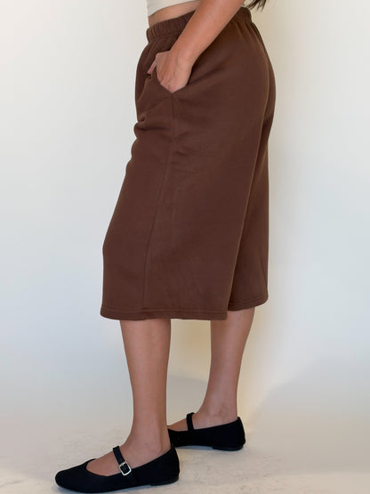 Ease Short